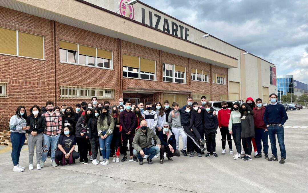 3º y 4º de la ESO visita la empresa LIZARTE en el marco del programa “Empresa familiar en las aulas”