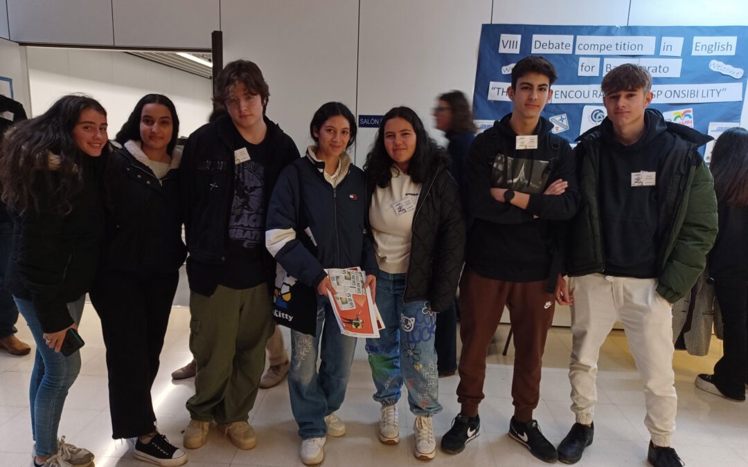 5 alumnos de Primero de Bachillerato han participado en la 8ª Edición del debate en Inglés