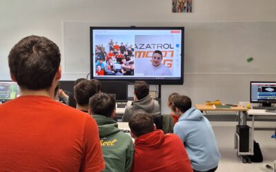 Alumnado de 2º de Grado Superior de Mecanizado se forman en programación MAZATROL