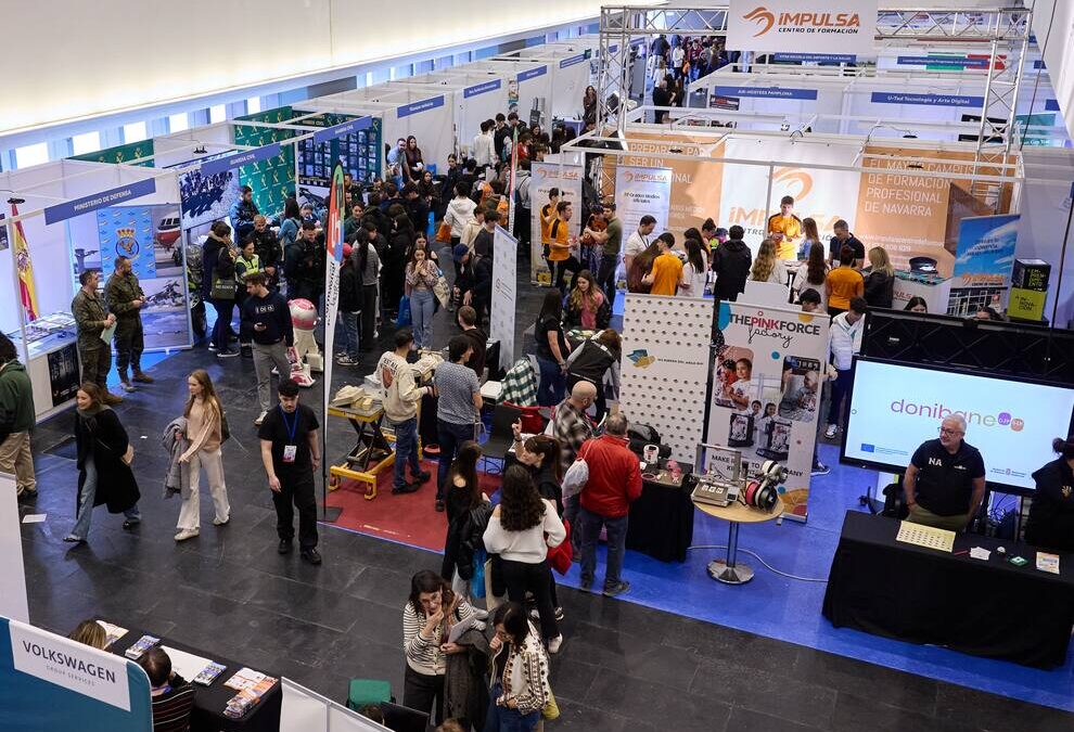 Difusión del Proyecto INFINITE en el Salón del Estudiante de Navarra 2025