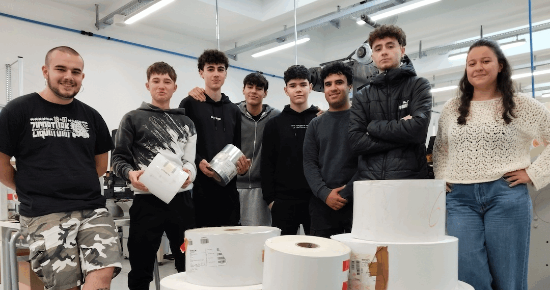 Agradecimiento a “Etiquetas Coreti”