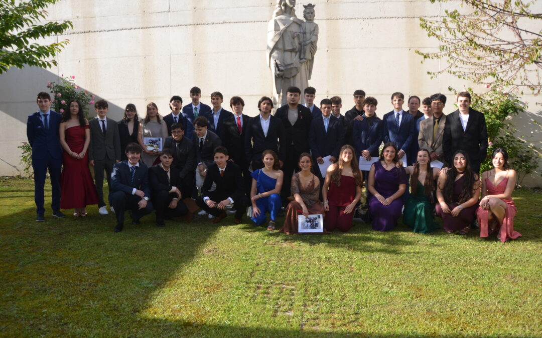 El alumnado de Bachillerato celebra su graduación